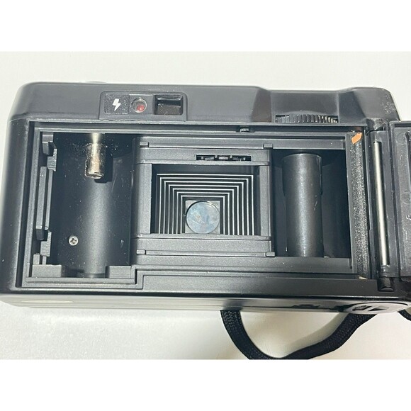 Lot Of 2 Vintage Camera Untested VIVITAR CHAMPION 35 Polaroid Square Shooter 2 - Picture 11 of 16